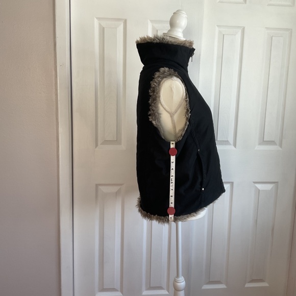 Women’s Weatherproof Brand Reversible Outerwear Vest SZ L - Picture 9 of 15